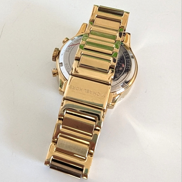 MICHAEL KORS Bailey Chronograph Watch - Picture 4 of 5